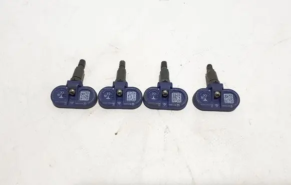 Tesla Model 3 Tire pressure sensor 1490701