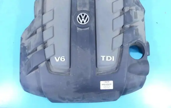 Volkswagen Touareg II Engine cover (trim) 059103925CA IMPRK1334297