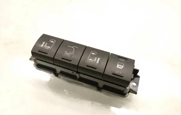 Chrysler Town u0026 Country V A set of switches 04602579
