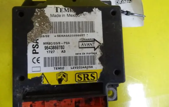 Peugeot 607 Airbag control unit/module 9643869780
