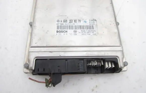 Mercedes-Benz A W168 Engine control unit/module A6681530279 0281010793