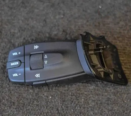 Seat Ibiza IV (6J,6P) Other devices 5J0959849