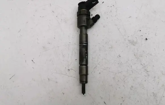 Fuel injector