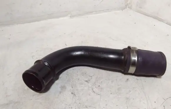 Nissan Qashqai+2 Intercooler hose/pipe