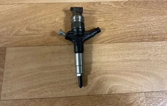 Subaru Legacy Fuel injector 16613AA020 03K04608