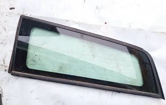 Honda Accord Rear side window AS2