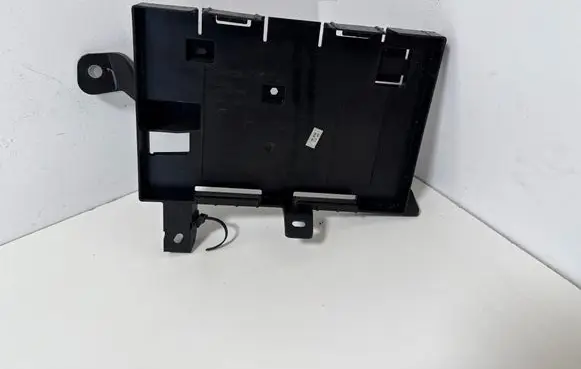 Opel Astra K Engine control unit holder 39239096 467597050
