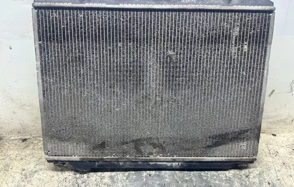 Opel Frontera B Coolant radiator