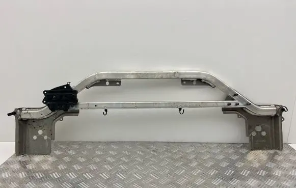 Volvo V60 Hybrid/electric vehicle battery bracket 30659476