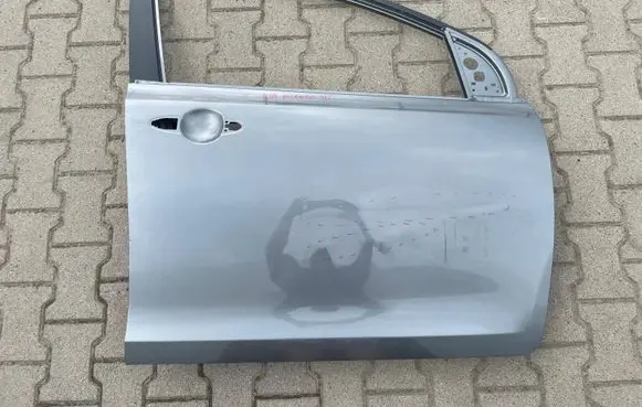KIA Picanto Front door
