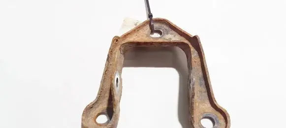 Opel Zafira A Bracket in trunk/boot 