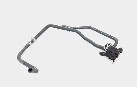 Toyota RAV 4 (XA40) Vacuum valve 90910TC001