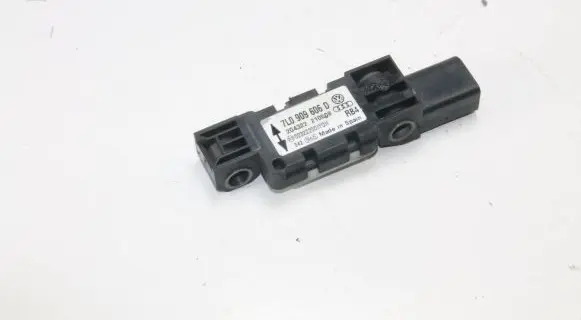Volkswagen Touareg I Other devices 7L0909606D