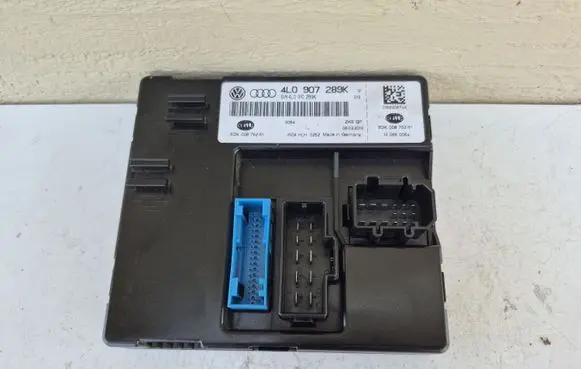 Audi Q7 4L LED ballast control module 4L0907289K 4L0910289K