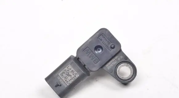 BMW 2 Active Tourer U06 Turbo air boost pressure sensor 8489536