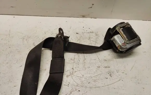 Audi A6 S6 C5 4B Front seatbelt 560575800A 4B0857706A V000V04