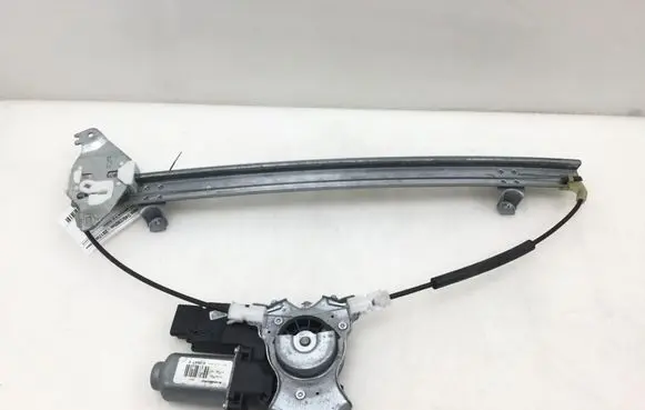 Nissan Navara Front door window regulator with motor 490847
