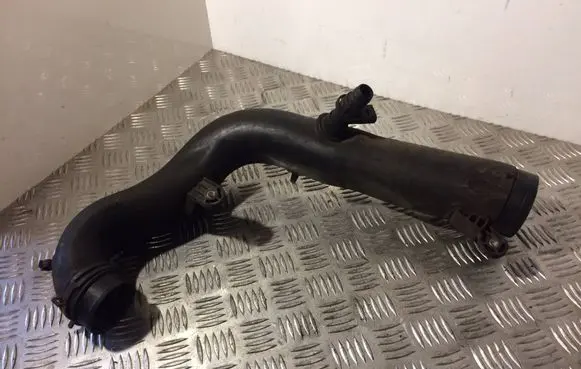 Volkswagen PASSAT B6 Intercooler hose/pipe 1K0129654AK