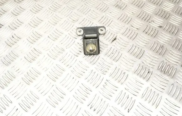 Rear door upper hinge