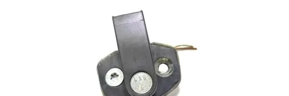 BMW 5 E34 Front door lock loop/hook striker 