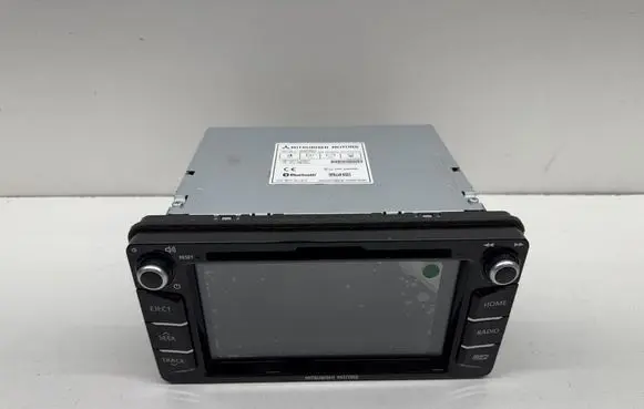 Mitsubishi Space Star Radio/CD/DVD/GPS head unit MZ360485EX