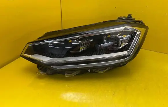 Volkswagen Golf Sportsvan Headlight/headlamp 517941081