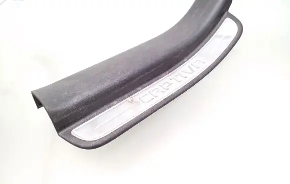 Chevrolet Captiva Rear sill trim cover 95063028