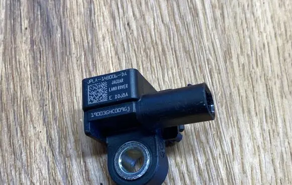 Land Rover Discovery Sport Airbag deployment crash/impact sensor JPLA14B006DA 19003GHC009GJ