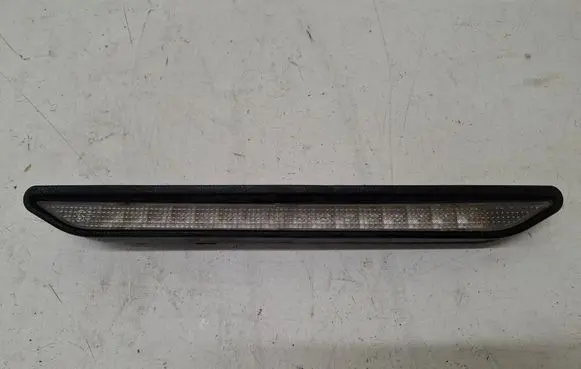 Opel Zafira A Third/center stoplight 90582025