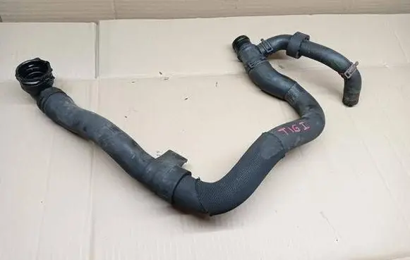 Volkswagen Tiguan Engine coolant pipe/hose 5N0122291A