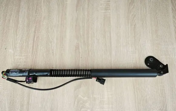 Audi A7 S7 4G Tailgate/trunk strut/damper 4G8827851F