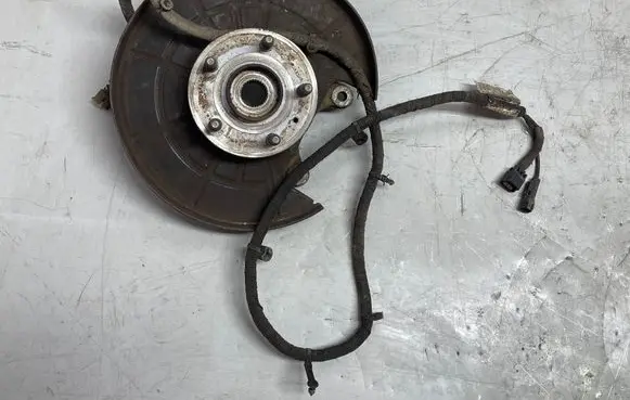 Opel Insignia A Rear wheel hub 22822116