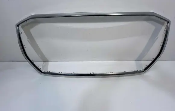 Audi Q7 4M Front grill 7080895 BTA7080895