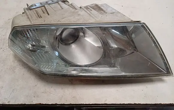 Skoda Octavia Mk2 (1Z) Headlight/headlamp 1Z2941016A