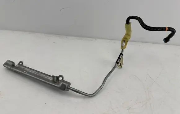 Fuel main line pipe