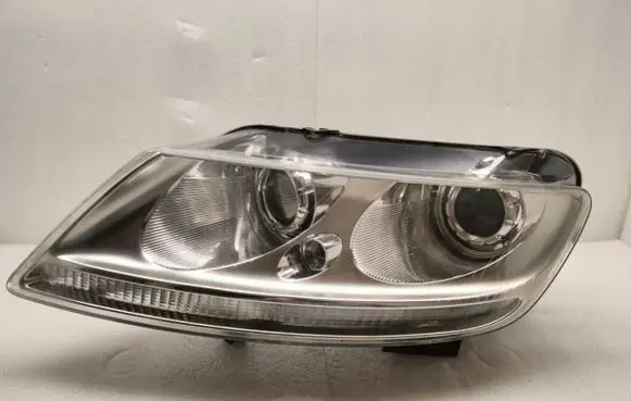 Volkswagen Phaeton Headlight/headlamp