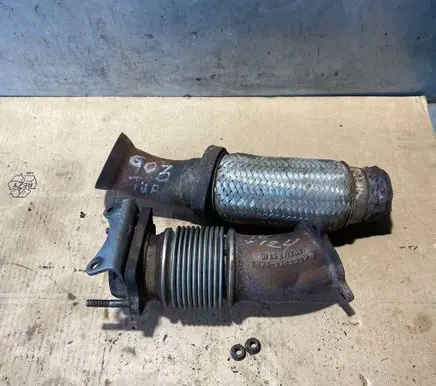 Mercedes-Benz E W124 Other engine part 