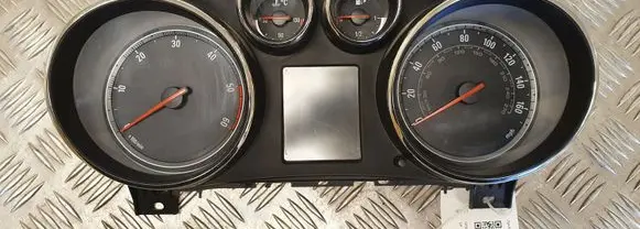 Opel Insignia A Speedometer (instrument cluster) 365903926