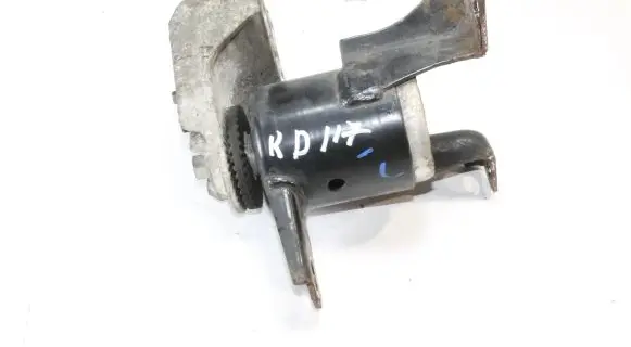 Ford Fiesta Engine mounting bracket
