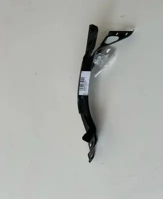 Audi A6 C7 Fender mounting bracket 4G0821135A