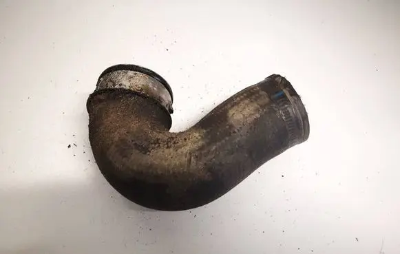 Intercooler hose/pipe