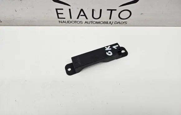 Mercedes-Benz GL X166 Keyless system antenna A1668200075 33503401