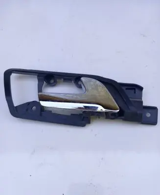 Volkswagen Polo Rear door interior handle 6q0839174A