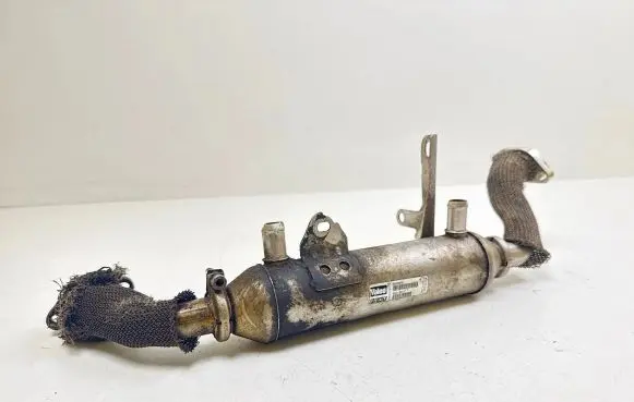 Fiat Multipla EGR valve cooler 46810017 869895U