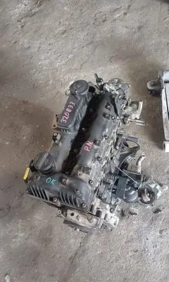 KIA Sportage Engine head 22111-2f000 Hcb161540ddb