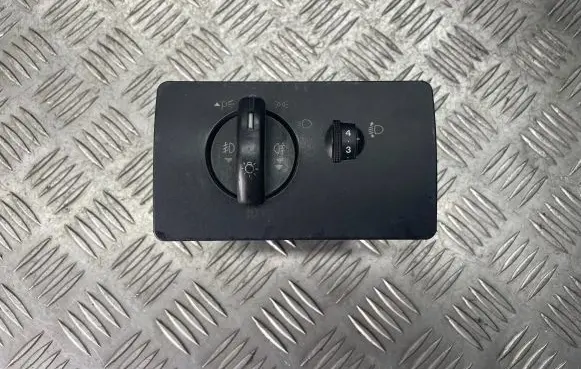 Ford Mondeo Mk III Light switch 1S7T13A024BB 001205B 04052711