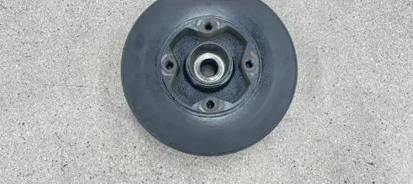 BMW M6 Crankshaft pulley 7572566 11237572566