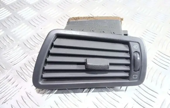 Peugeot 807 Dashboard side air vent grill/cover trim 1484108077