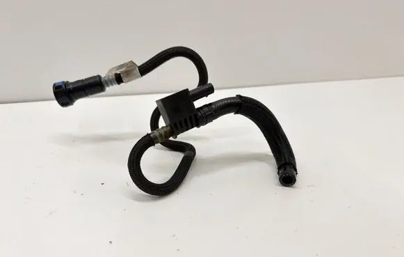 BMW 5 F10 F11 Fuel line/pipe/hose 8507686 14837811 28112015