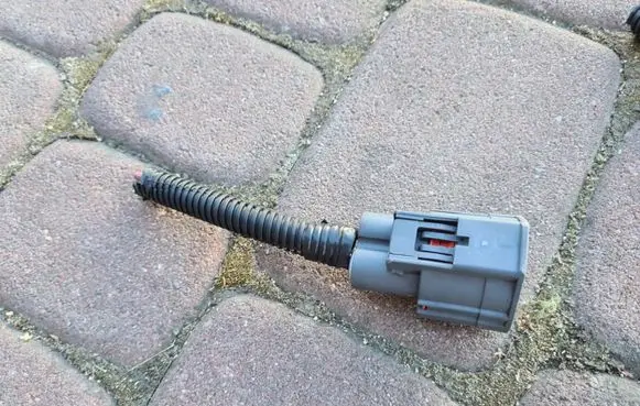 Opel Insignia B EUR ISO radio connector 39134682